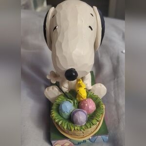 Jim Shore Horray for Easter Beagle Figurine with Basket